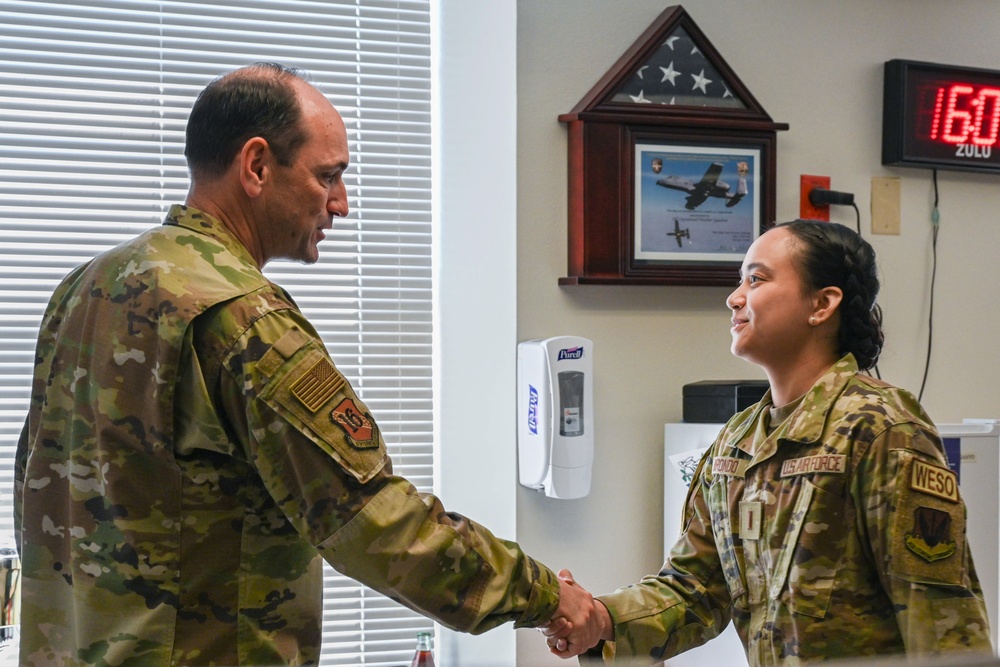 16th Air Force commander visits the 36th OWS