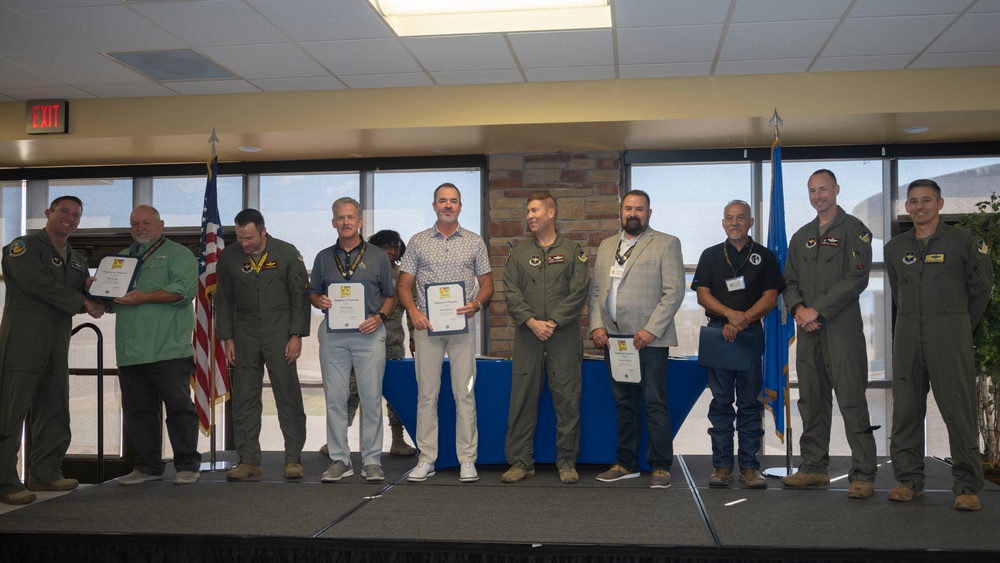 Holloman welcomes newest honorary commanders