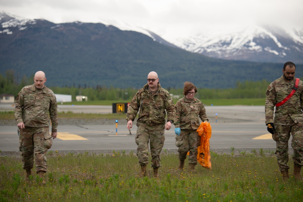 3rd Wing Airmen conduct FOD walk