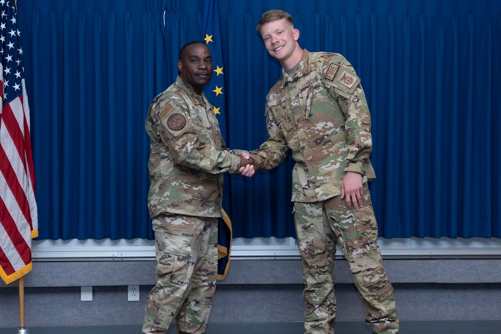 ANG CCM Williams visits the 176th Wing