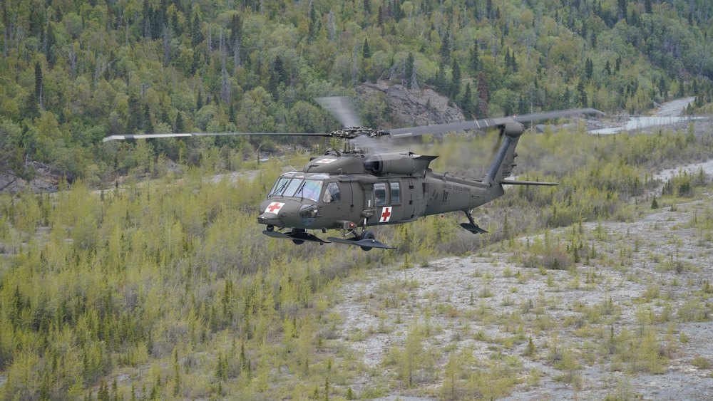 Alaska Army National Guard conducts aviation training near Colony Glacier