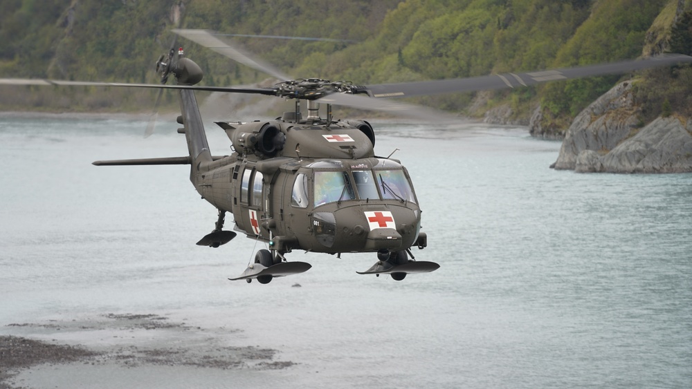 Alaska Army National Guard conducts aviation training near Colony Glacier