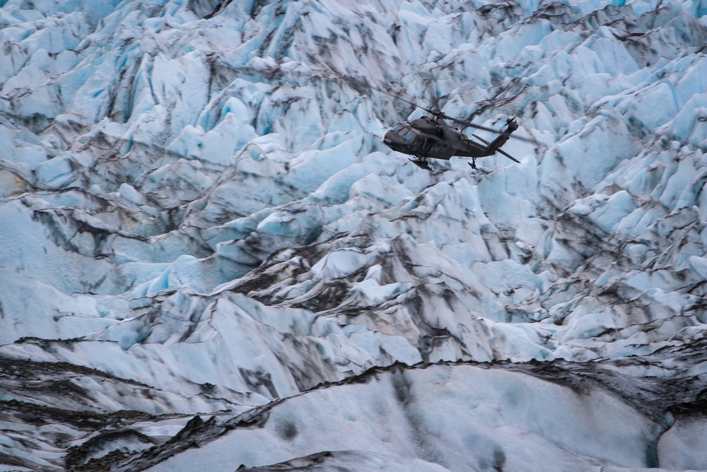 Alaska Army Aviation Conducts Training Near Colony Glacier