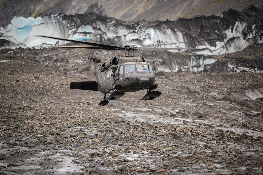 Alaska Army Aviation Conducts Training Near Colony Glacier