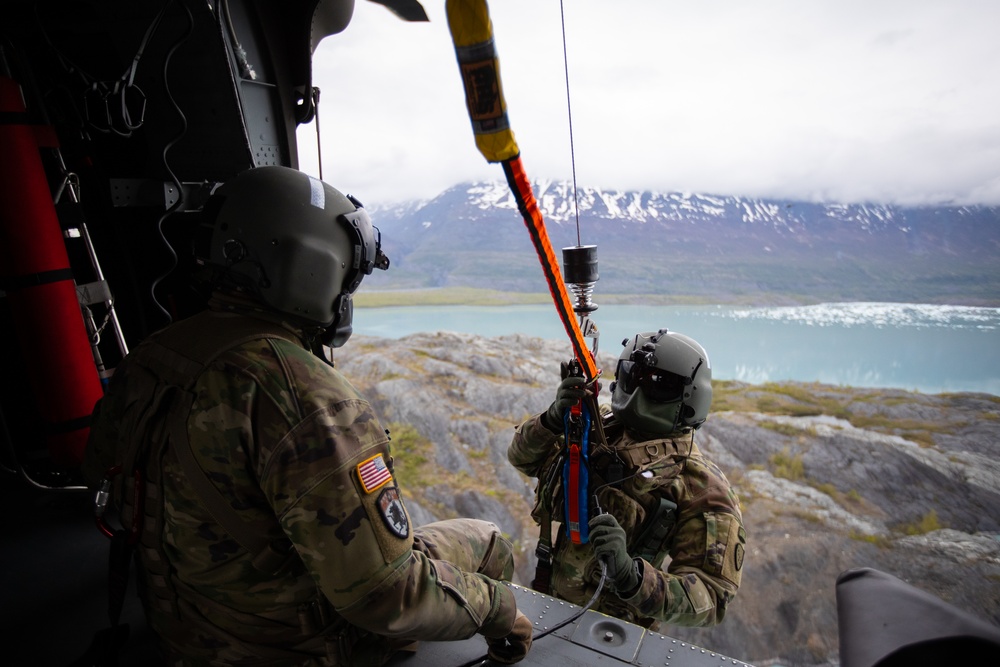 Alaska Army Aviation Conducts Training Near Colony Glacier