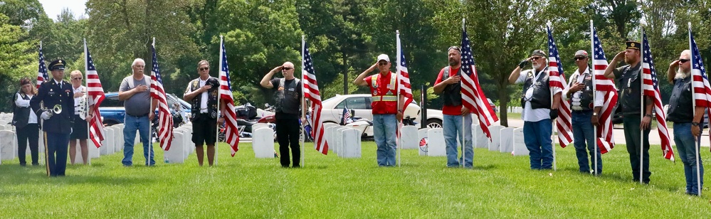 ILLINOIS NATIONAL GUARD SUPPORTS FUNERAL AND HONORS FOR WORLD WAR II TECHNICAL SERGEANT HAROLD KRETZER