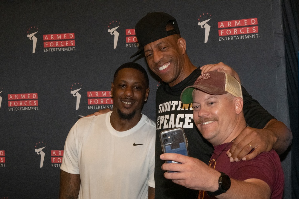 NBA Legends visit Camp Lemonnier