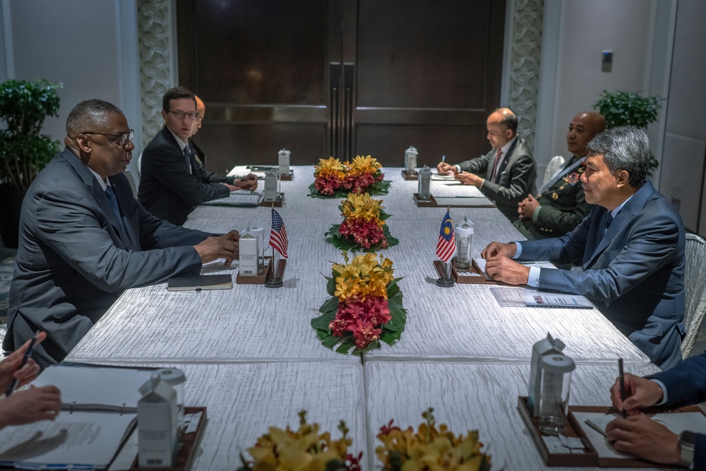 SECDEF Delivers Plenary Remarks at Shangri-La Dialogue and Meets with Regional Defense Leaders