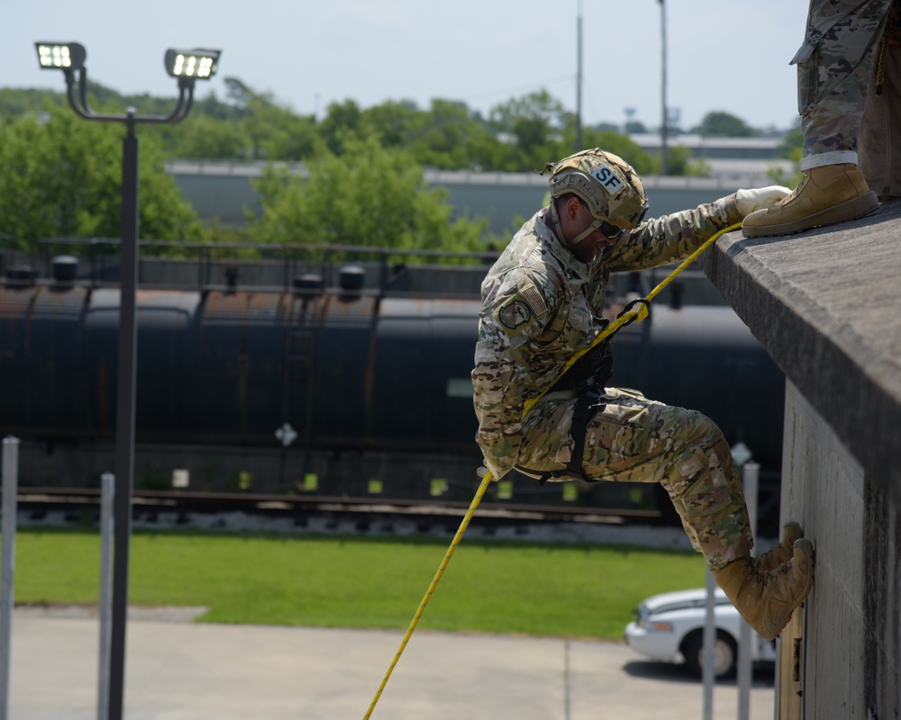 147th Security Forces Squadron participates in rappel training