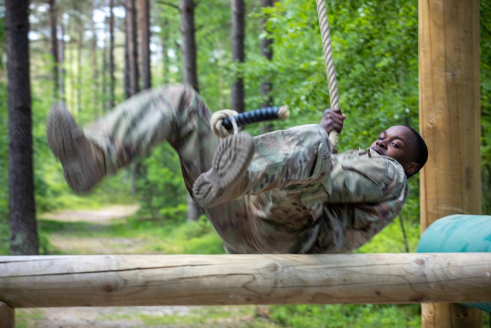 Victory Corps’ Elhers Cup participants tackle an obstacle course on their third day!