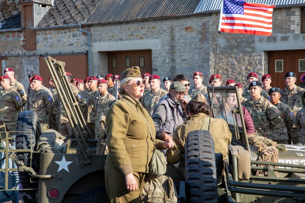 US paratroopers attend D-Day ceremony to honor the fallen