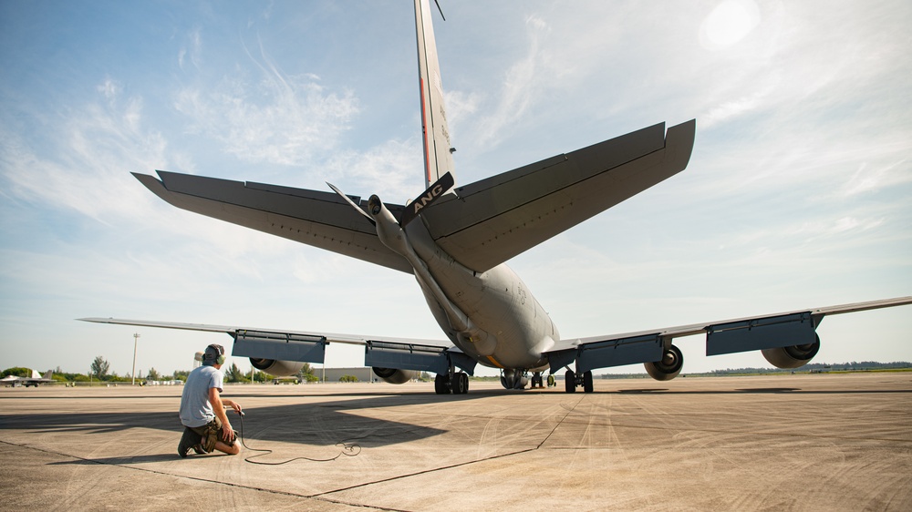 Ohio ANG Airmen Prepare a KC-135 at Hoodoo Sea