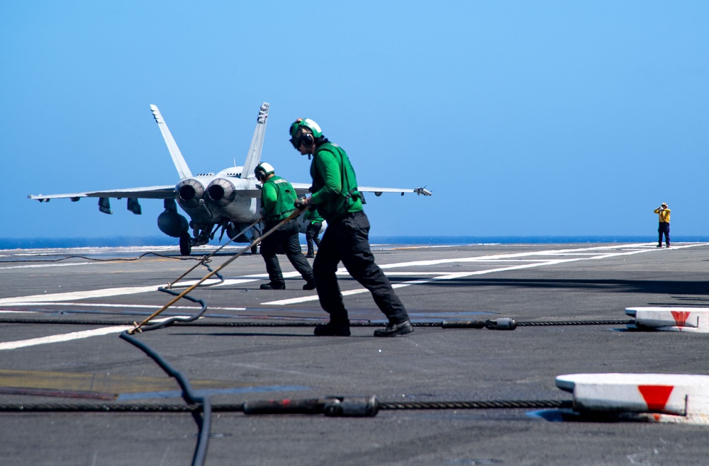 USS Ronald Reagan (CVN 76) conducts flight operations