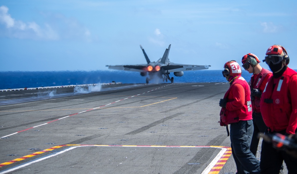 USS Ronald Reagan (CVN 76) conducts flight operations