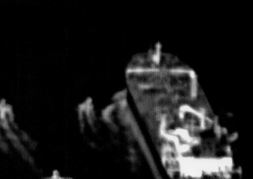 U.S., UK Navies Respond to Merchant Vessel Distress Call in Strait of Hormuz