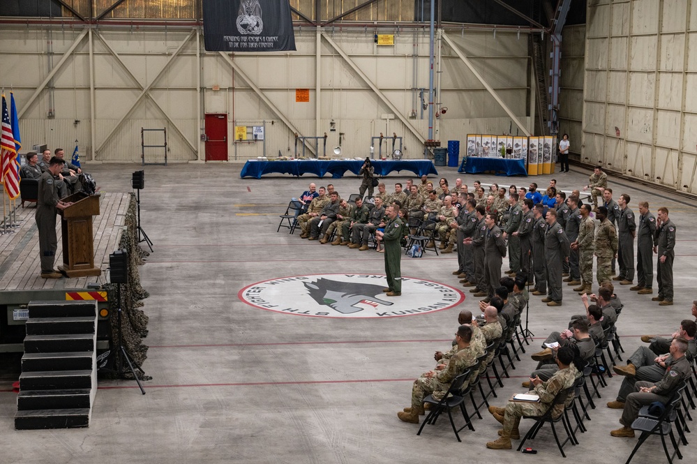 Wolf Pack holds 35th Fighter Squadron change of command