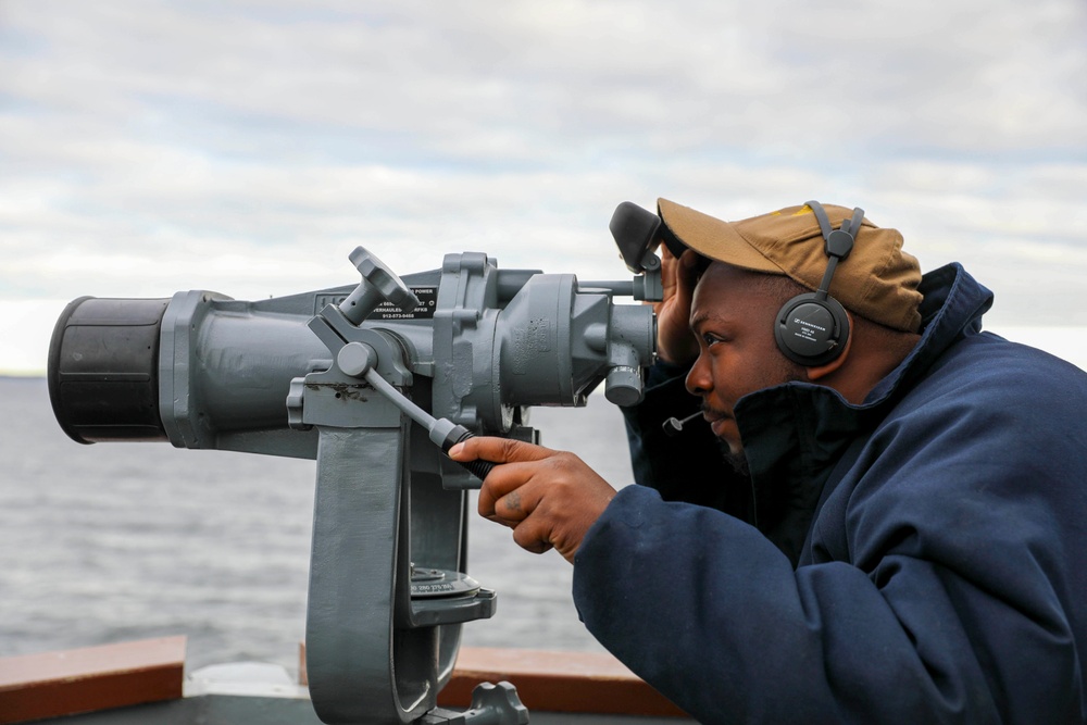 USS Paul Ignatius Sails in the Baltic Sea