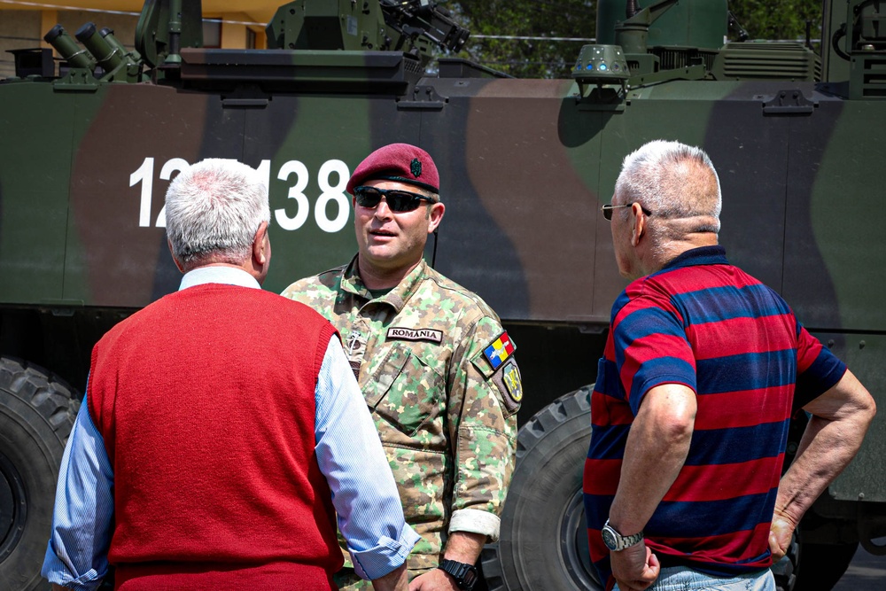 US Army, Romanian Forces Join the Community