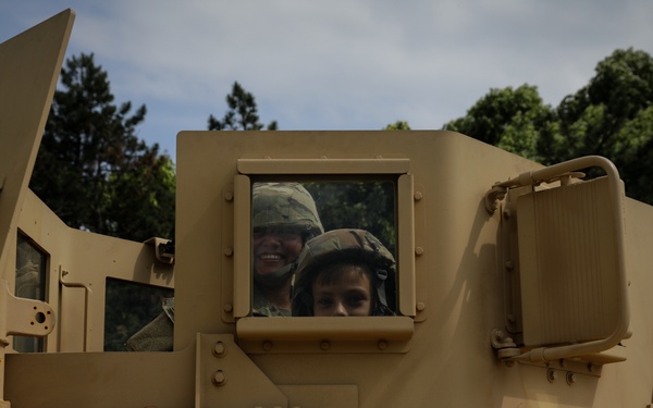 US Army Static Display Saber Guardian 23