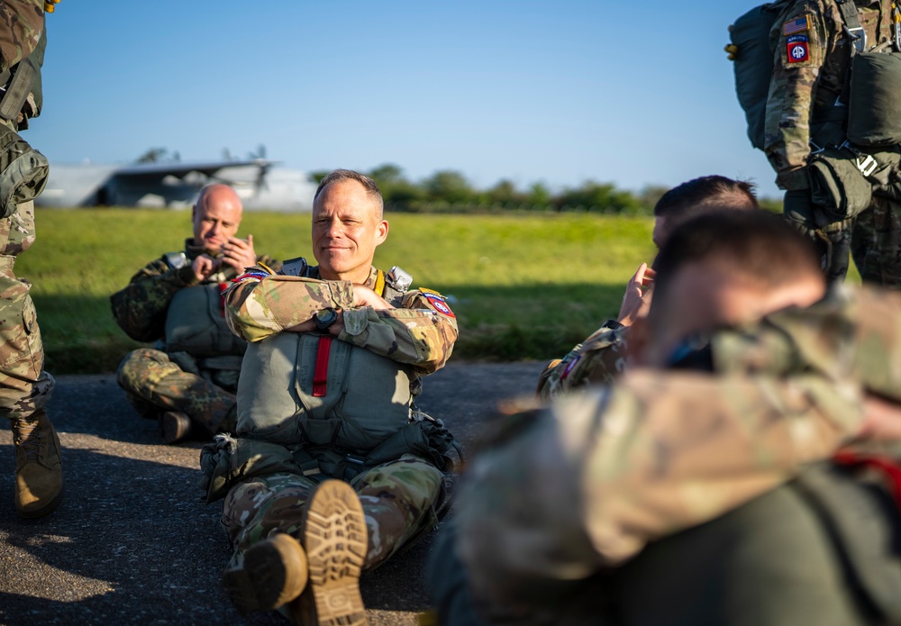 Airborne Paratroopers honor their legacy