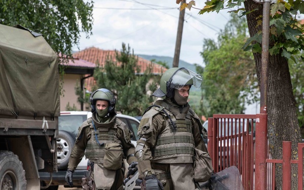 KFOR Soldiers respond to protests in Kosovo
