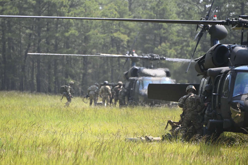 FORT DIX-RANGE 59E 1st Battalion, 175th Infantry air assault training. May 31st, 2023