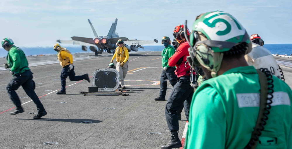 USS Ronald Reagan (CVN 76) conducts flight operations