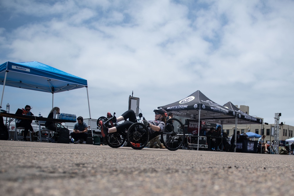 USSOCOM races in cycling