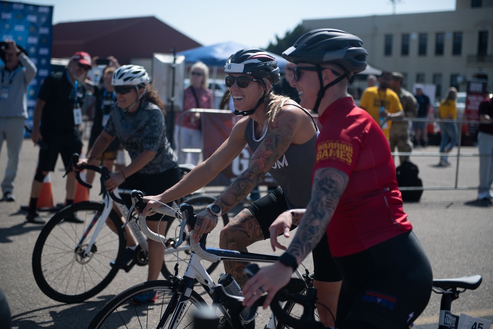 USSOCOM races in cycling