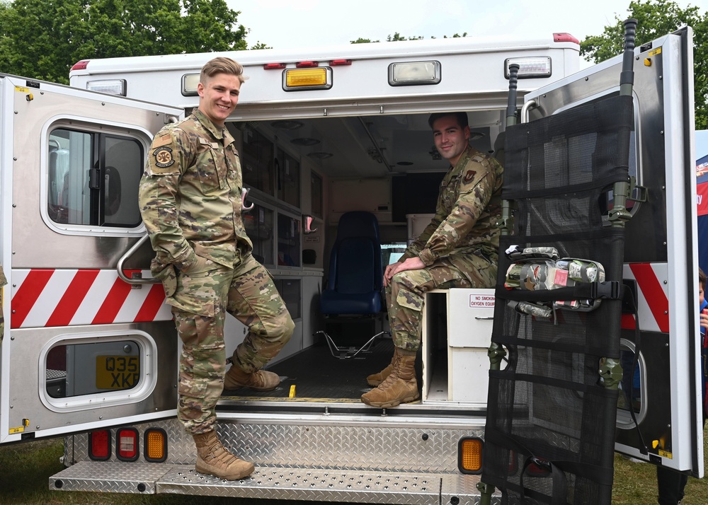 RAF Mildenhall and RAF Lakenheath participate in Suffolk Show