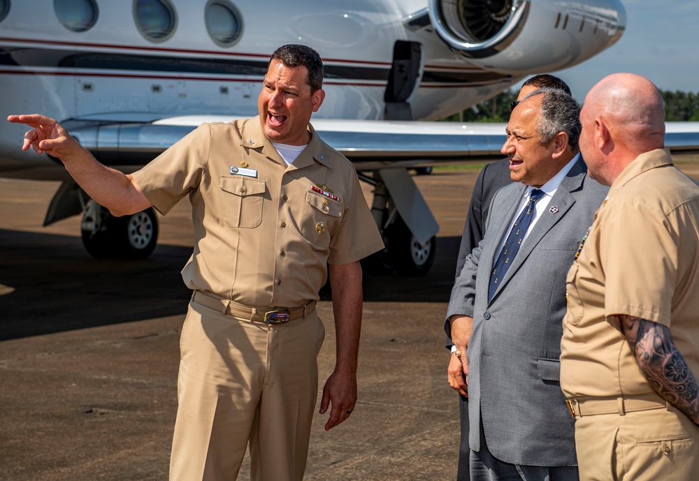 SECNAV visits Naval Support Activity Mid-South