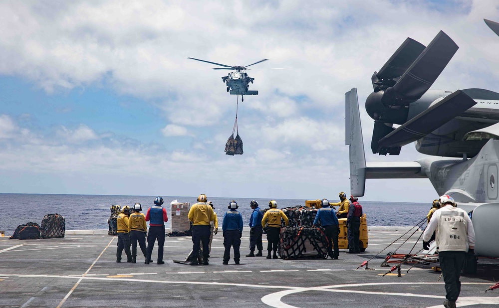 BAT ARG/26 MEU Replenishment At Sea