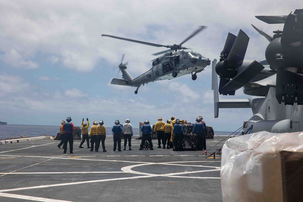 BAT ARG/26 MEU Replenishment At Sea