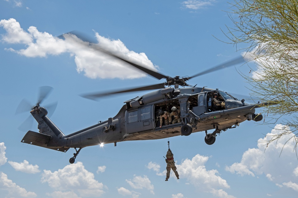 920th and 943d Security Forces HH-60G Pave Hawk helicopter training