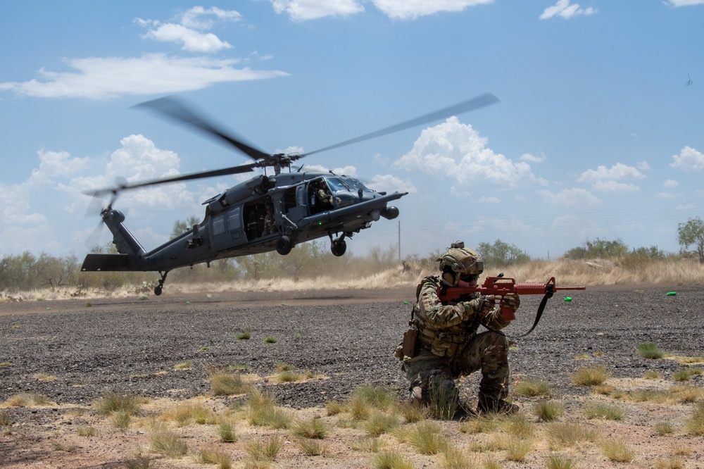 920th and 943d Security Forces HH-60G Pave Hawk helicopter training