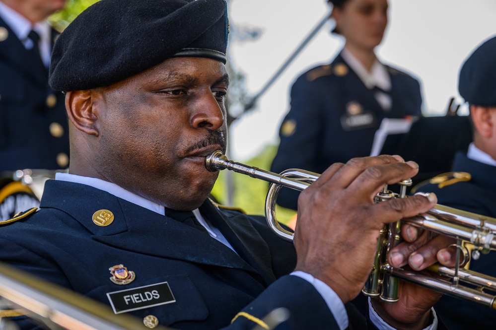 NJNG's 63rd Army Band performs at Memorial Day Ceremony