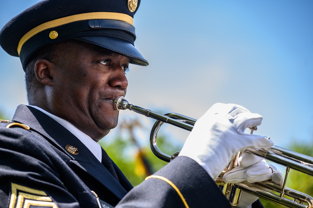 NJNG's 63rd Army Band performs at Memorial Day Ceremony