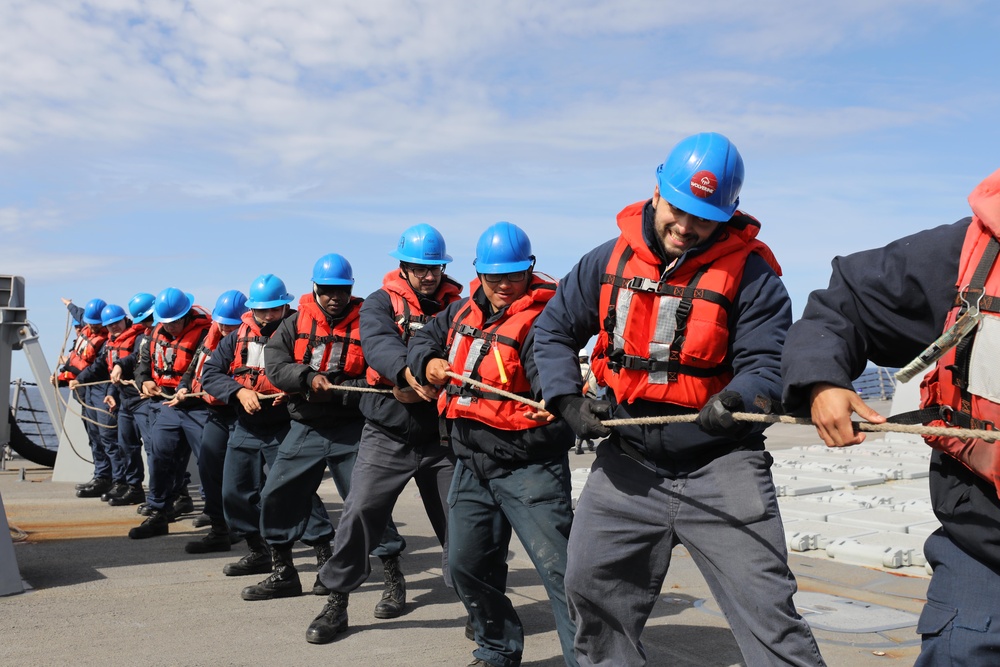 USS Paul Ignatius Underway Replenishment