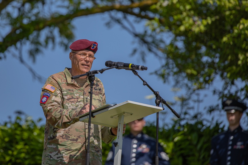 82nd Airborne Division Paratroopers Attend Iron Mike Ceremony