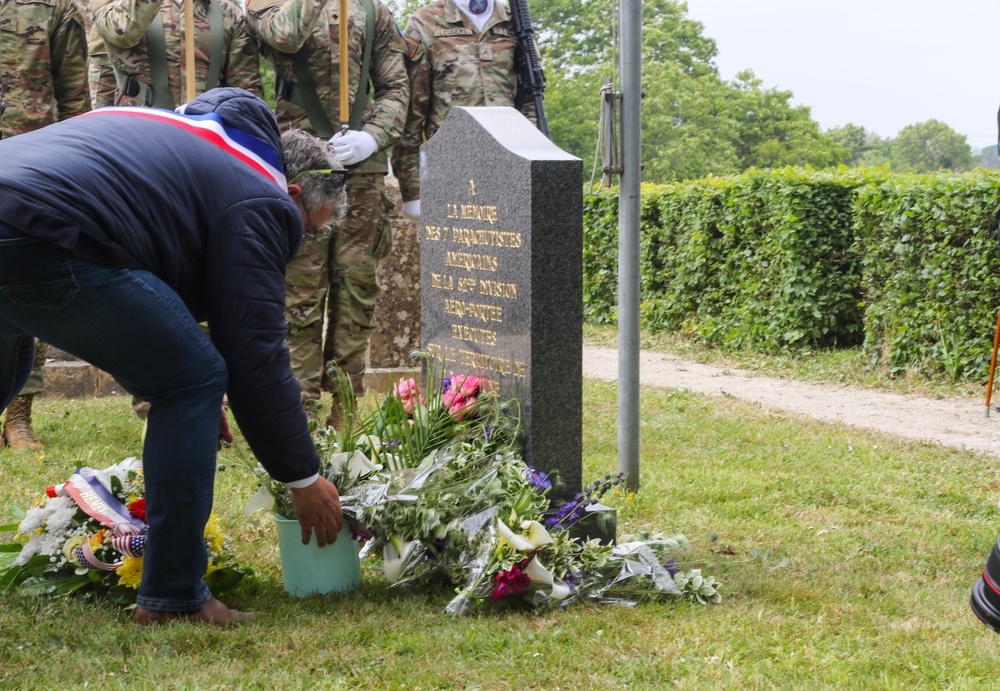 Commemoration of Paratroopers Killed in Hémevez
