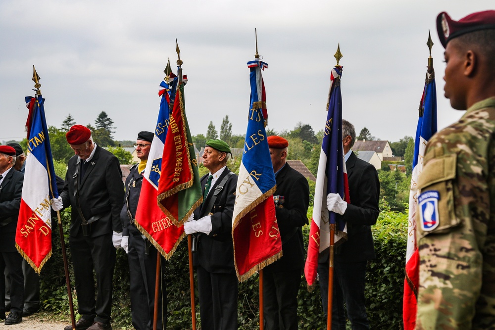 Commemoration of Paratroopers Killed in Hémevez