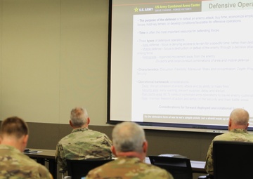 U.S Army Combined Arms Center holds discussion on FM 3-0 with Division Soldiers