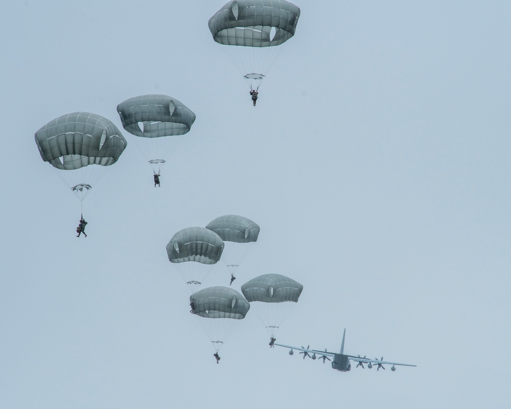 1-509th and 3-509th Infantry Regiments jump together celebrating Geronimo unit lineage