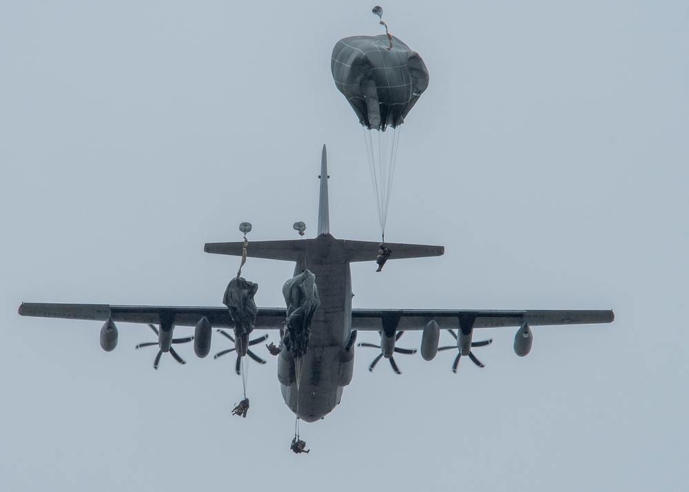 1-509th and 3-509th Infantry Regiments jump together celebrating Geronimo unit lineage