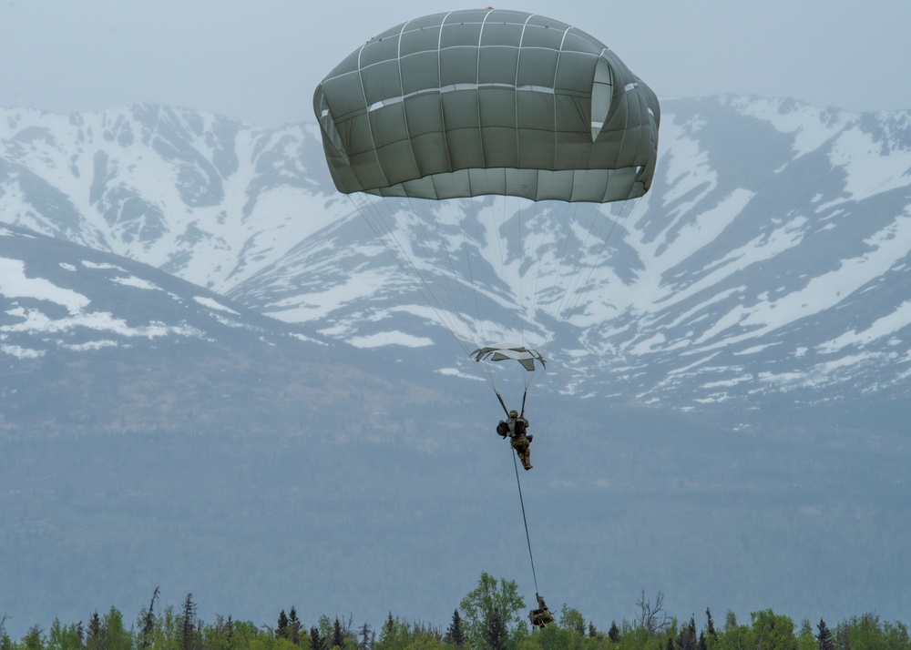 1-509th and 3-509th Infantry Regiments jump together celebrating Geronimo unit lineage