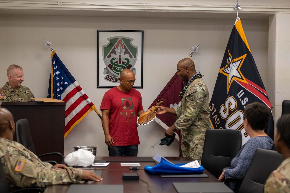 Public Health Command-Pacific Says Farewell to Lt. Col. Owens and Maj. Gilbreath