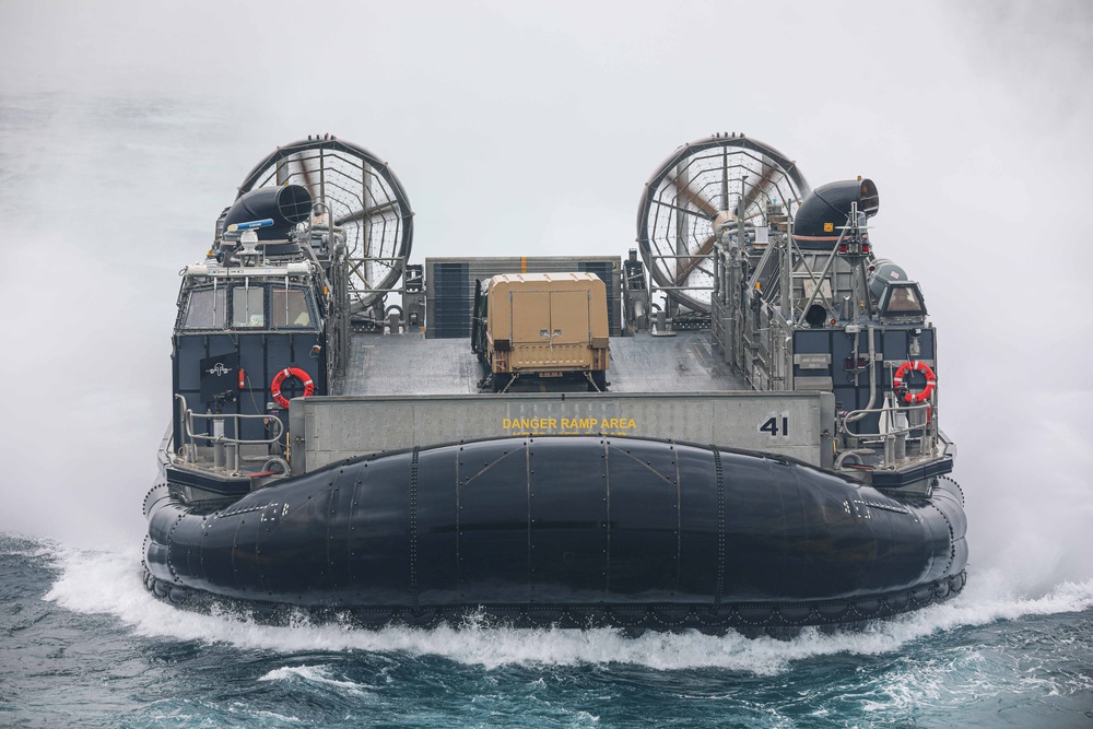 USS Carter Hall Conducts LCAC Operations