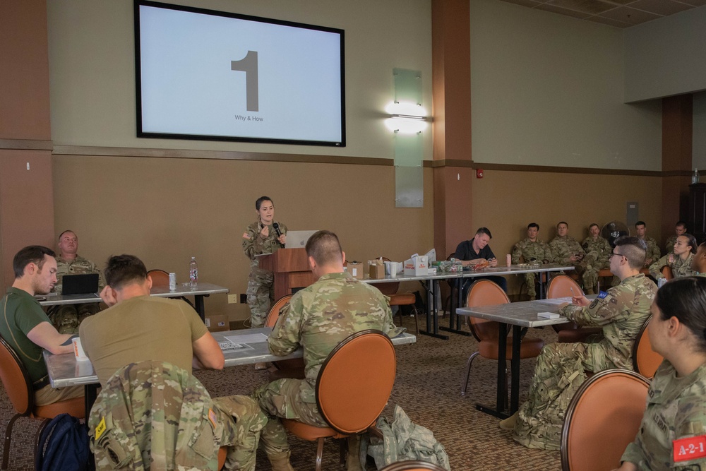 Medical leaders offer trainees insight to kick-off exercise