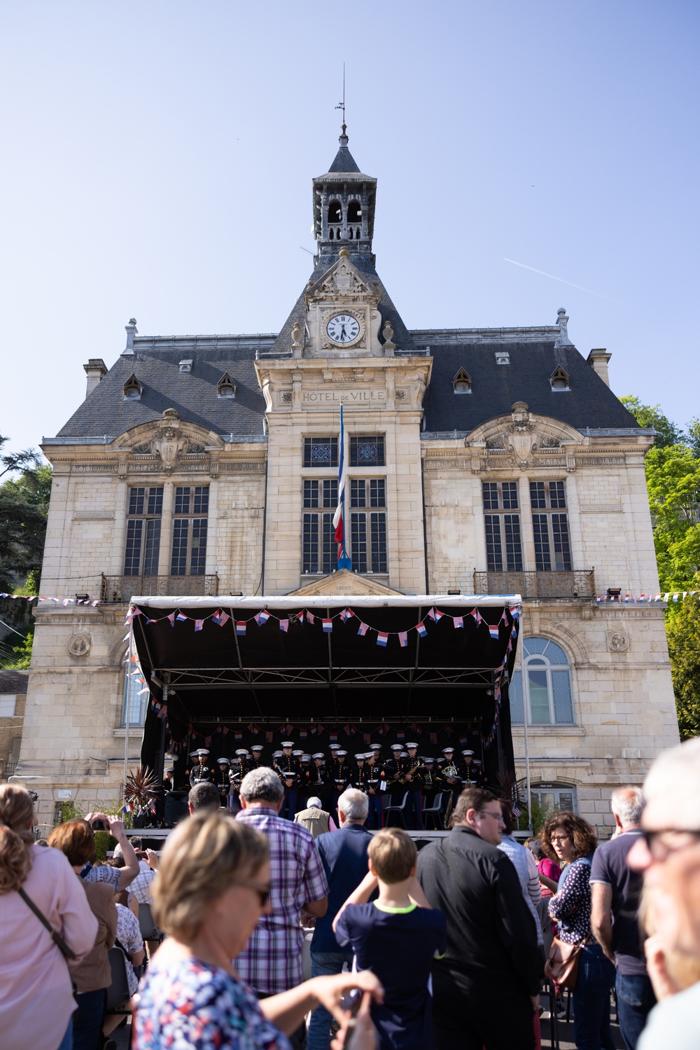 1st Marine Division band performs at Chateau-Thierry