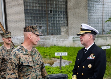 6th Fleet Commander Visits MRC
